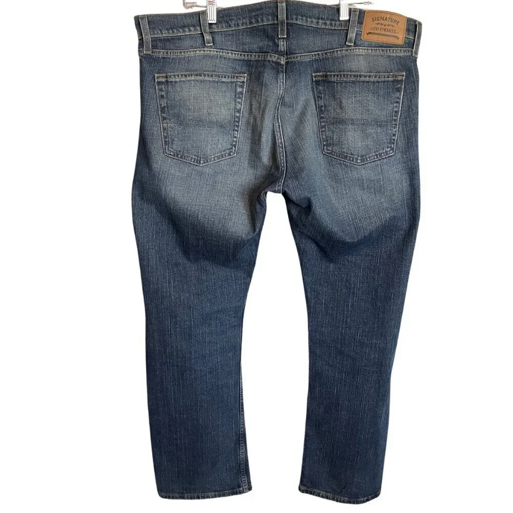 Levi's Straight Leg Blue Jeans Size 40X32